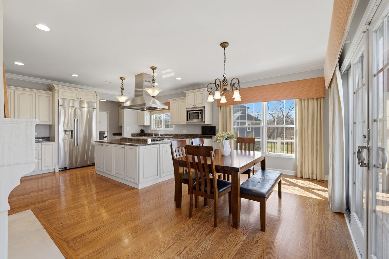 23056 Foxridge Court, Deer Park, IL 60010