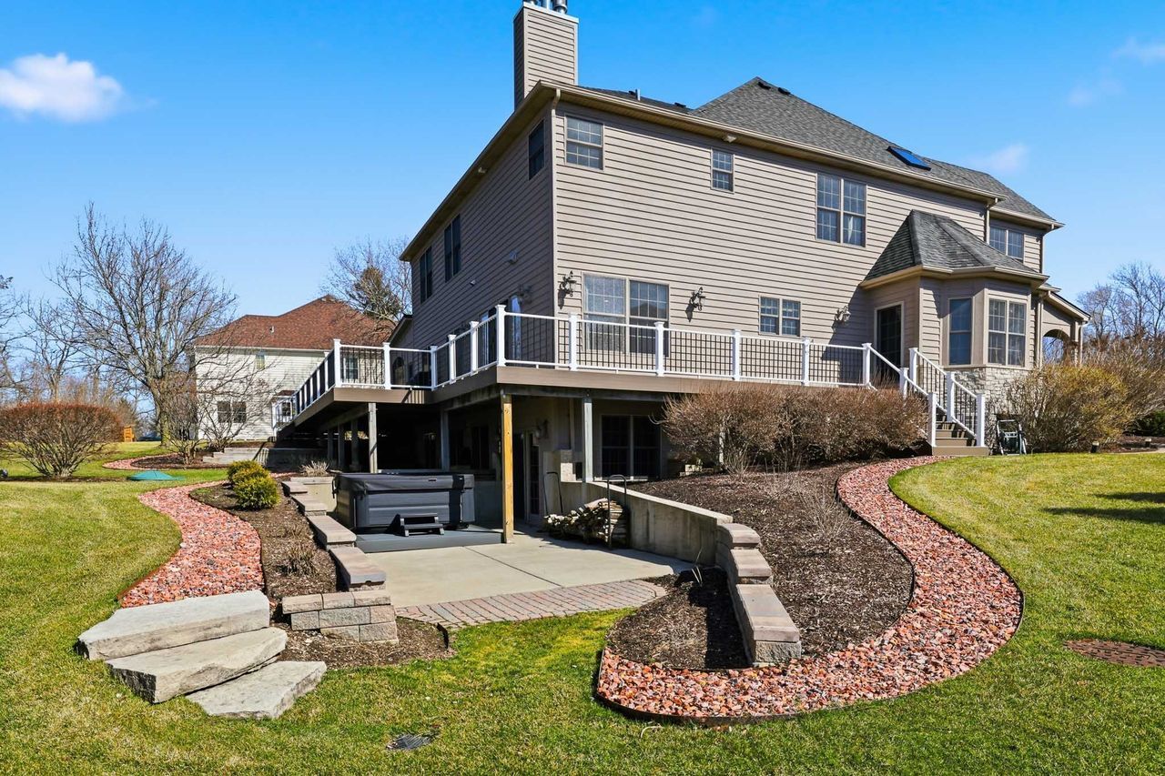 23056 Foxridge Court, Deer Park, IL 60010