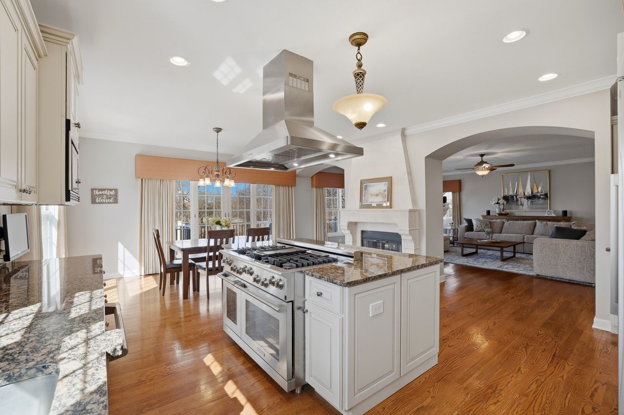 23056 Foxridge Court, Deer Park, IL 60010