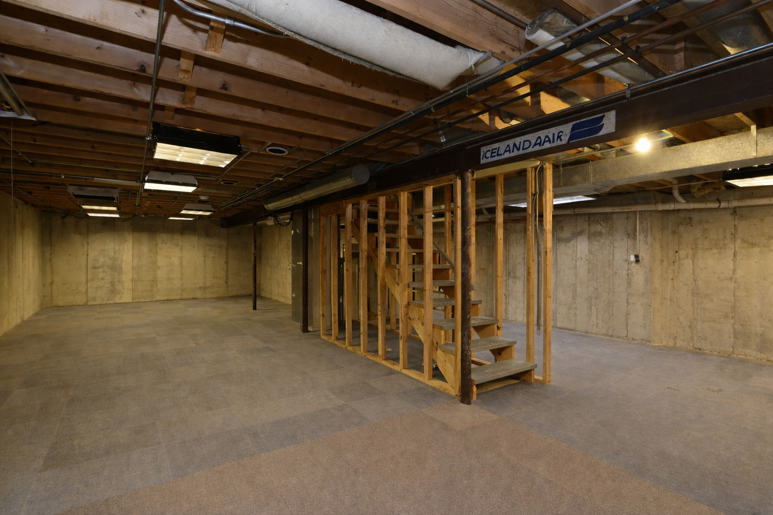 2046 Mission Hills Drive, Elgin, IL 60123