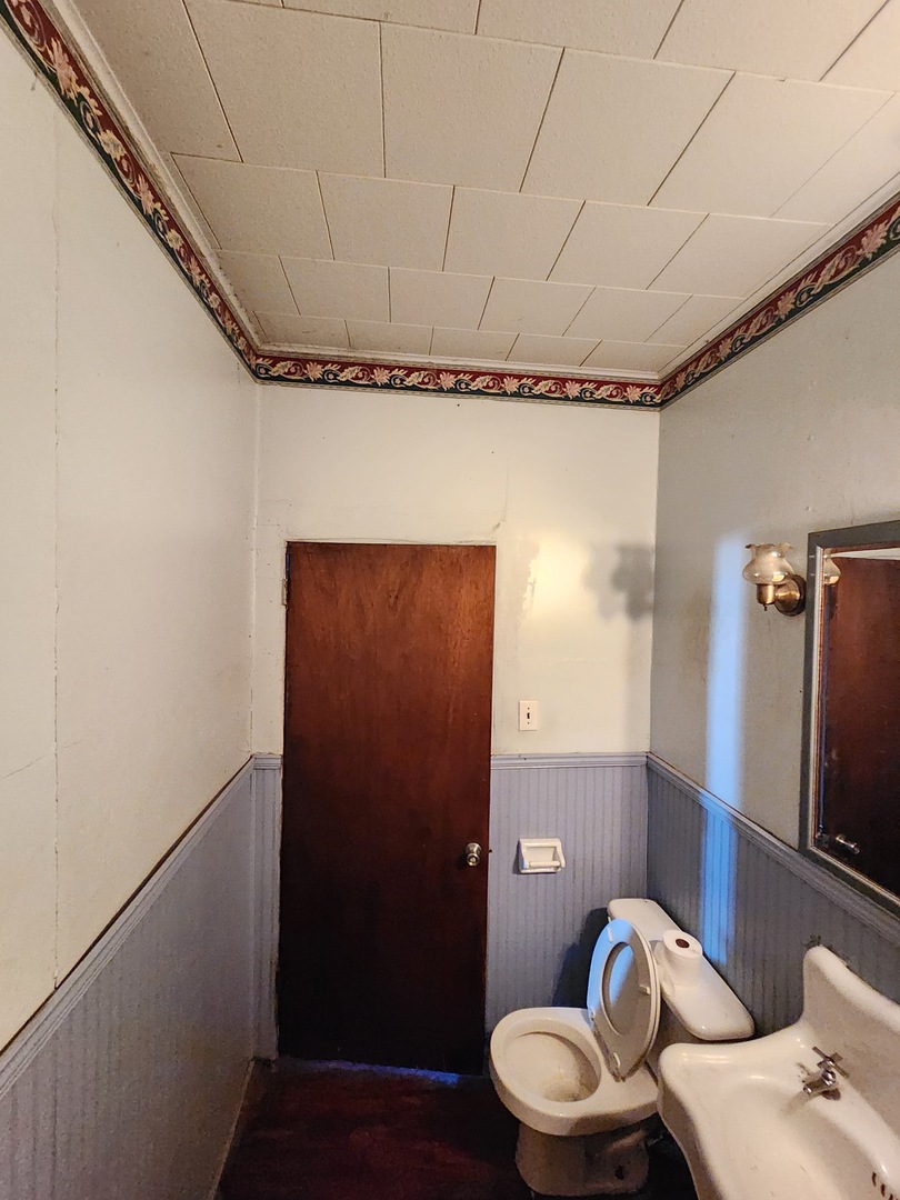 8506 S Euclid Avenue, Chicago, IL 60617