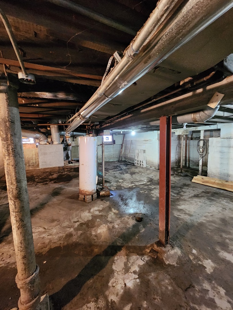 8506 S Euclid Avenue, Chicago, IL 60617