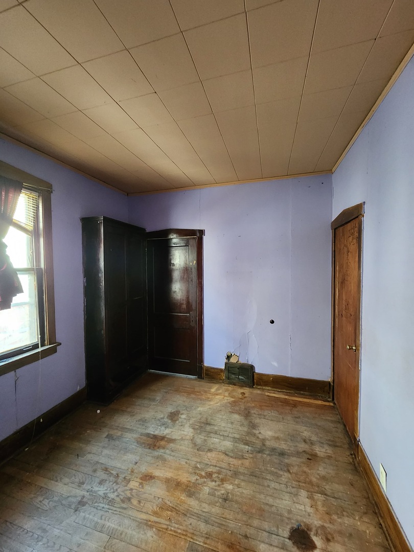 8506 S Euclid Avenue, Chicago, IL 60617