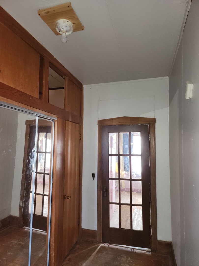 8506 S Euclid Avenue, Chicago, IL 60617