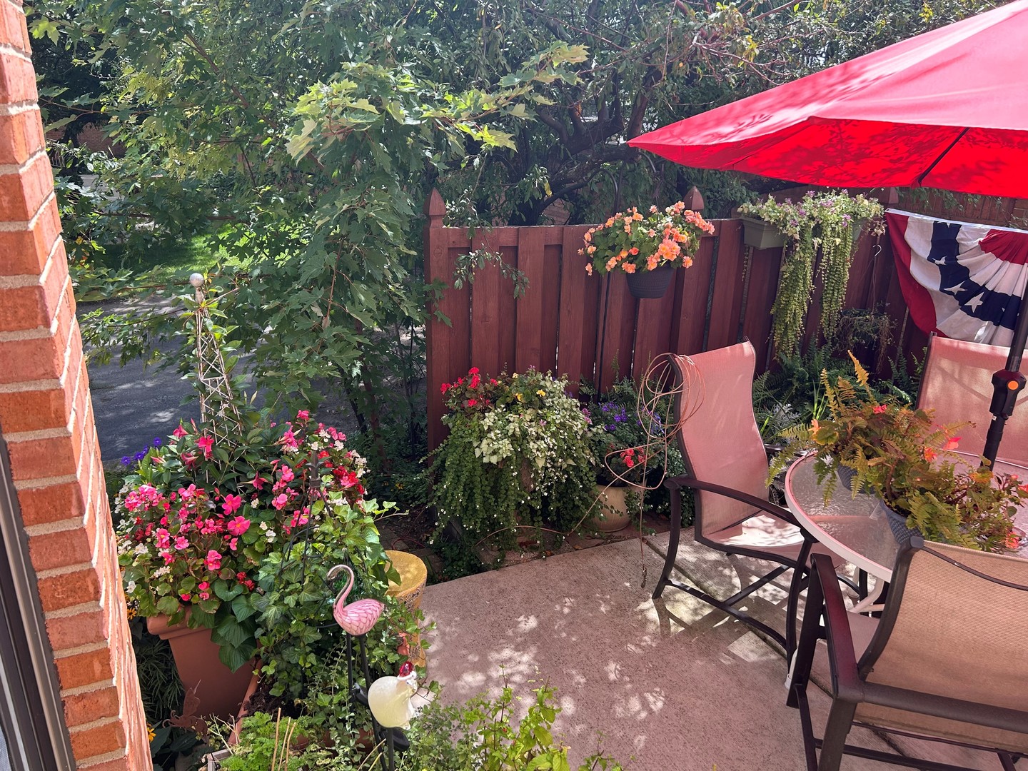 220 University Drive #220, Mount Prospect, IL 60056