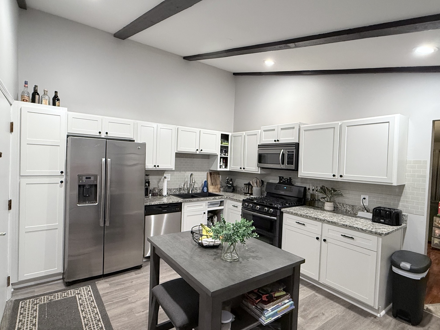 42W470 Red Bud Court, St. Charles, IL 60175