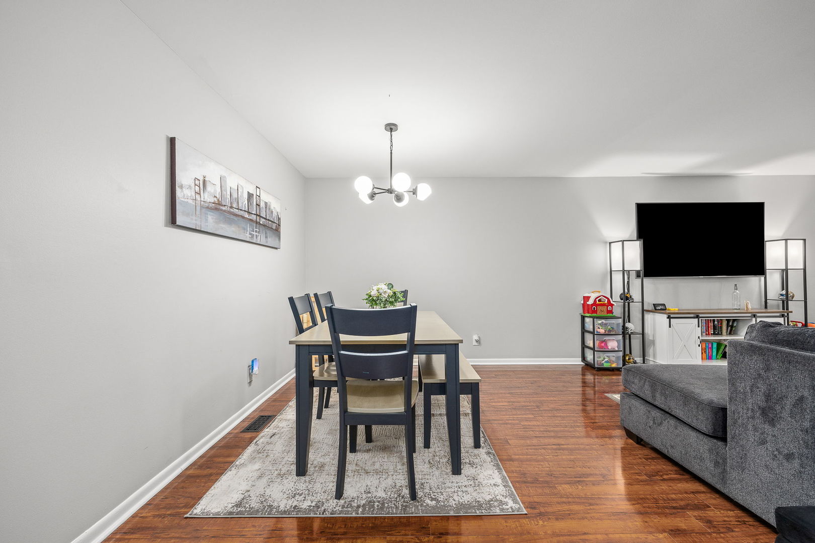 42W470 Red Bud Court, St. Charles, IL 60175