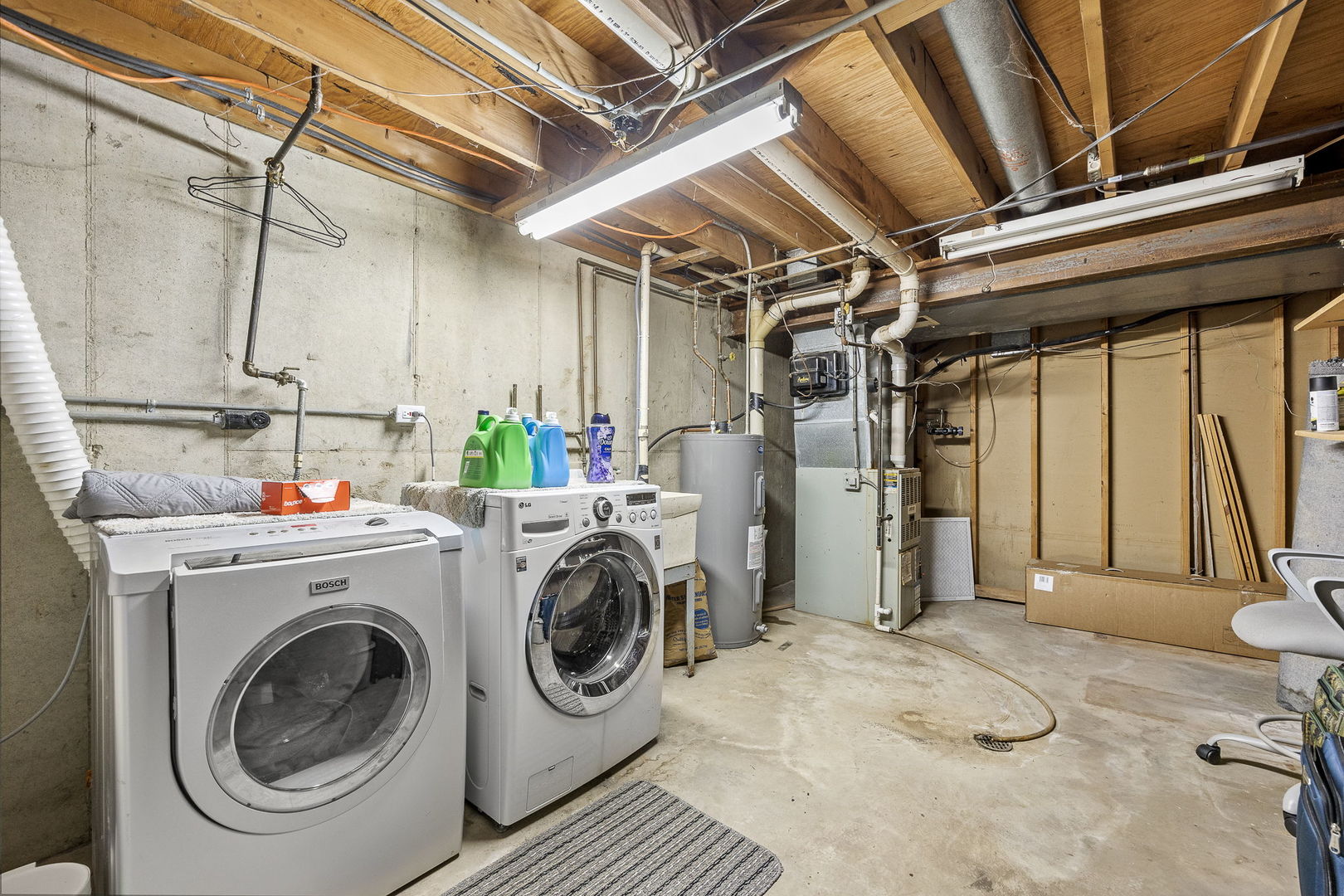 42W470 Red Bud Court, St. Charles, IL 60175