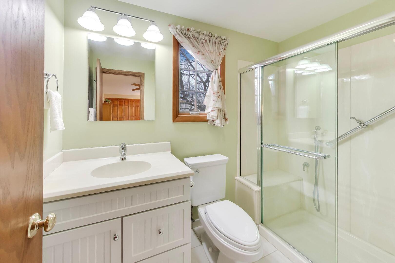 1606 N Pine Avenue, Arlington Heights, IL 60004