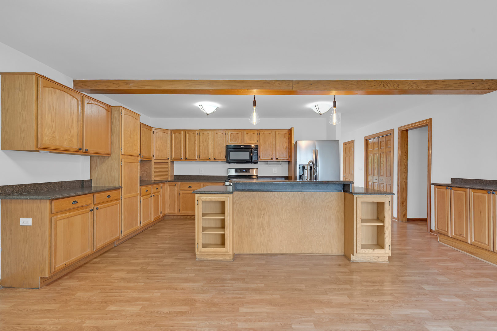 27514 N Forest Garden Road, Wauconda, IL 60084