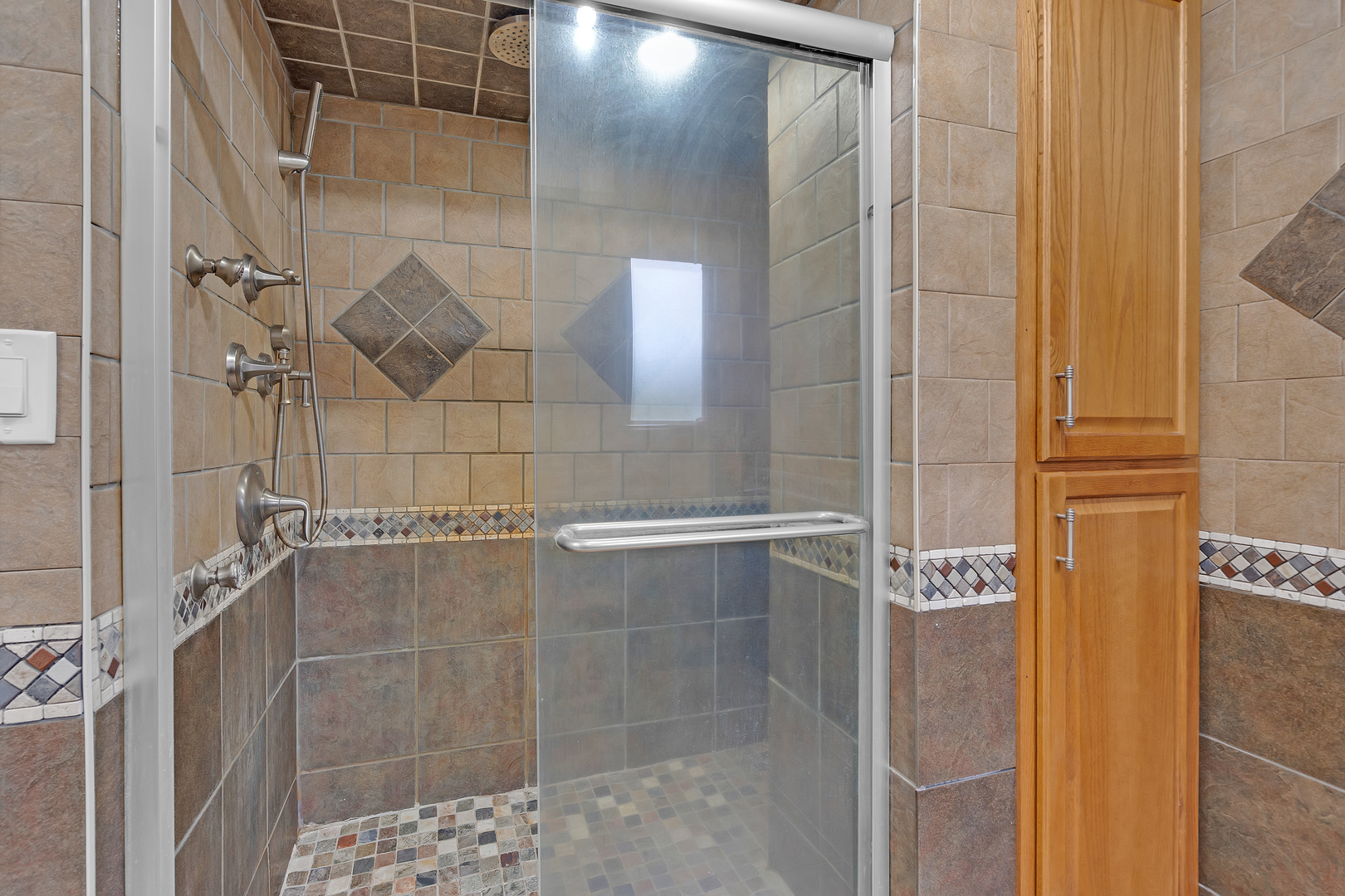 27514 N Forest Garden Road, Wauconda, IL 60084