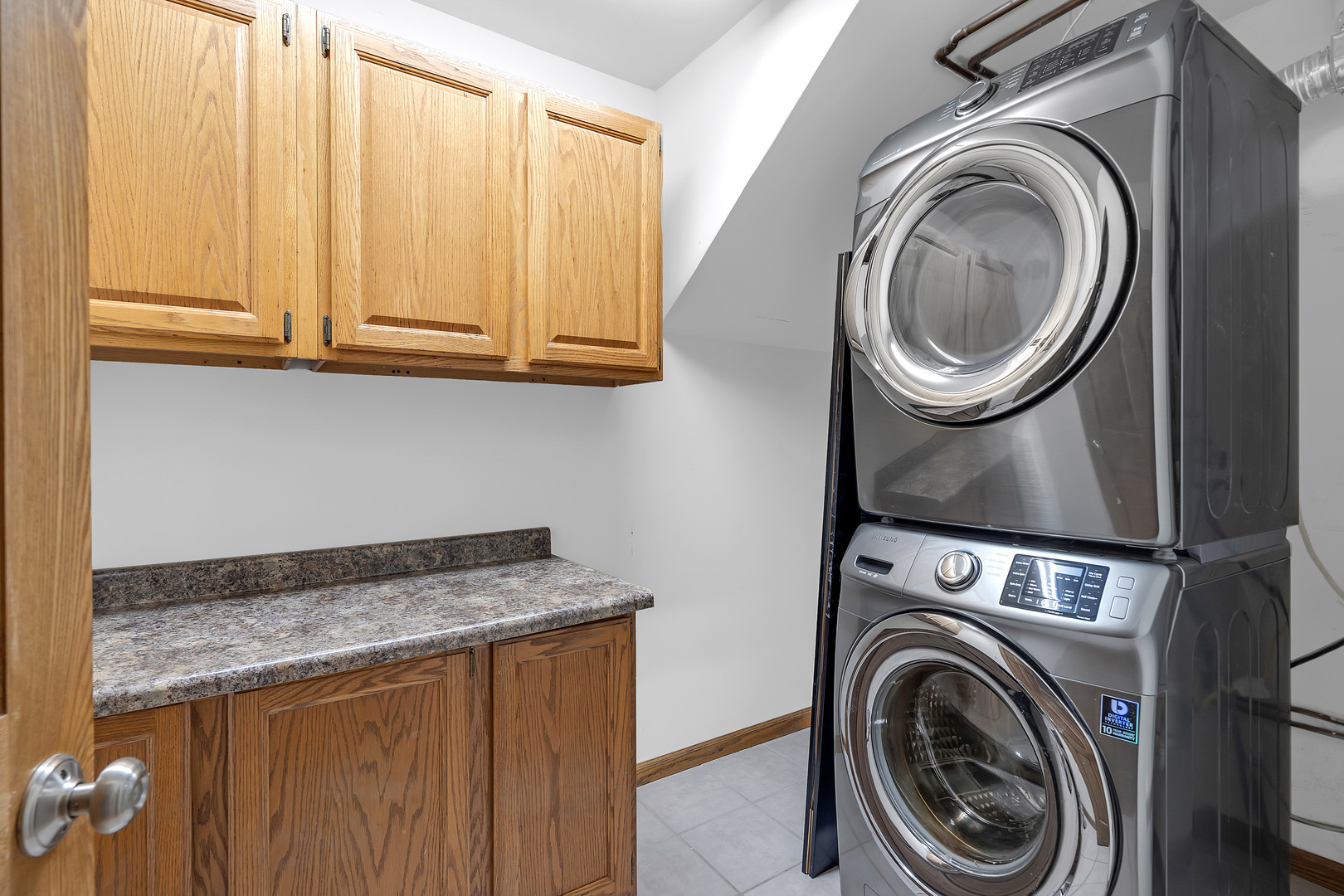 27514 N Forest Garden Road, Wauconda, IL 60084