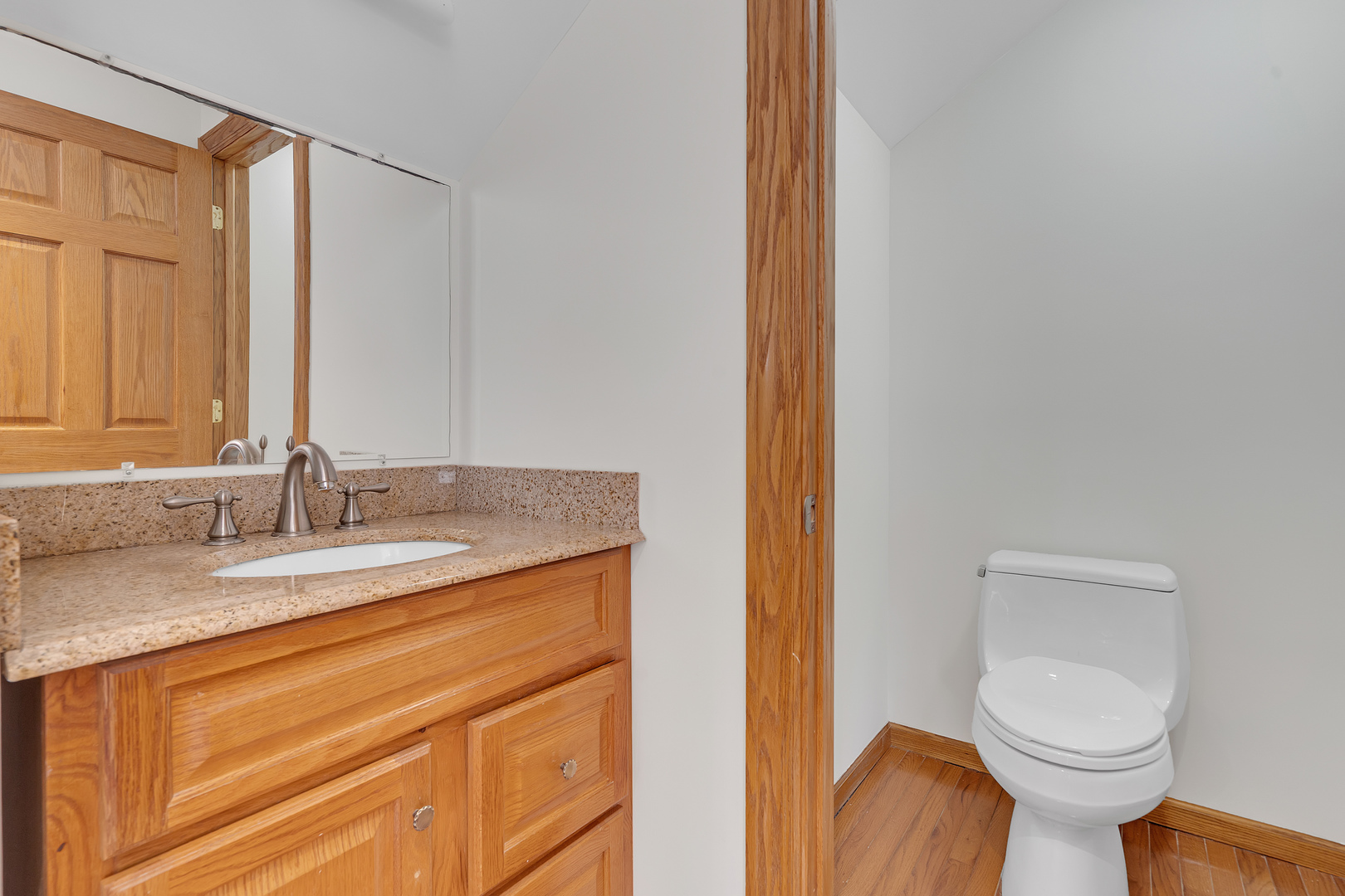 27514 N Forest Garden Road, Wauconda, IL 60084