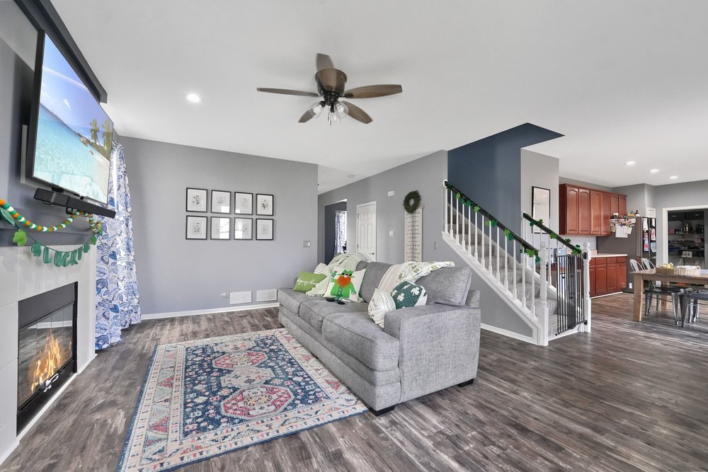 2322 Pagosa Springs Drive, Aurora, IL 60503