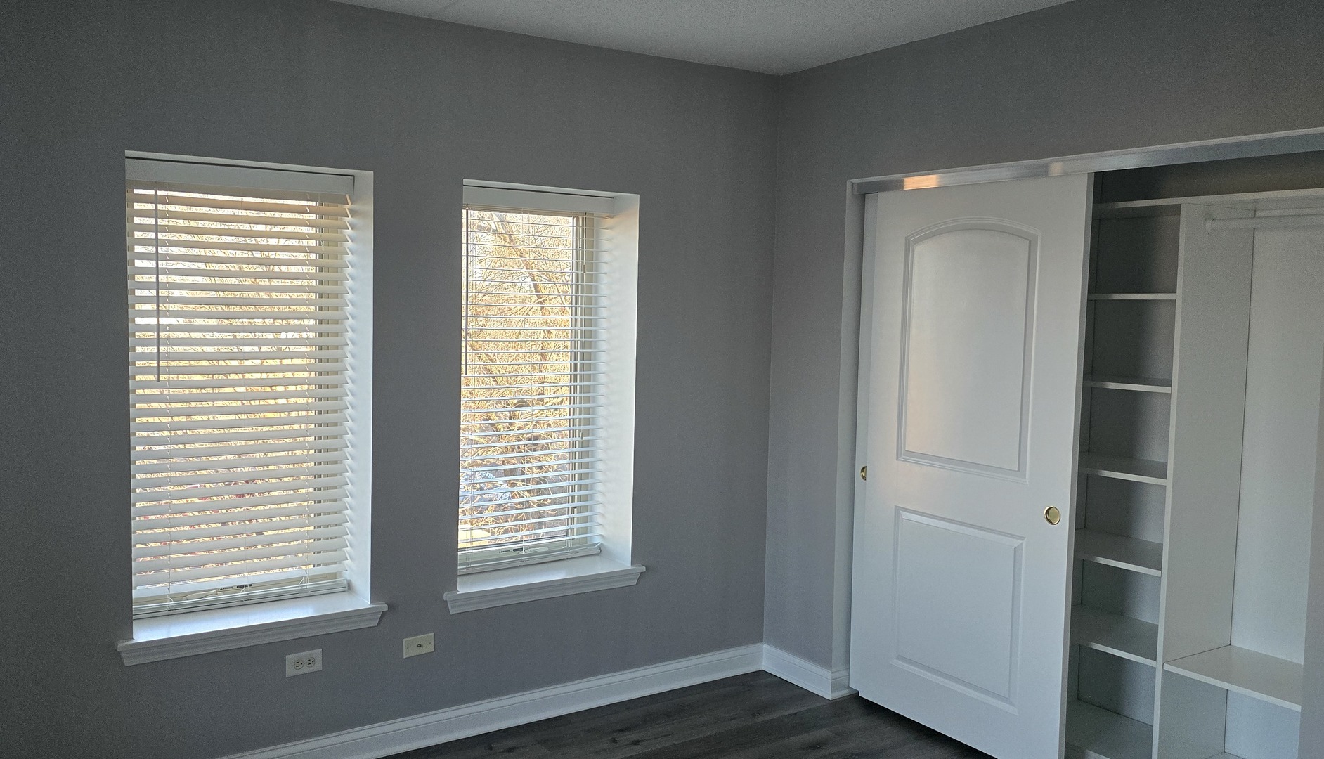 635 Perrie Drive #306, Elk Grove Village, IL 60007