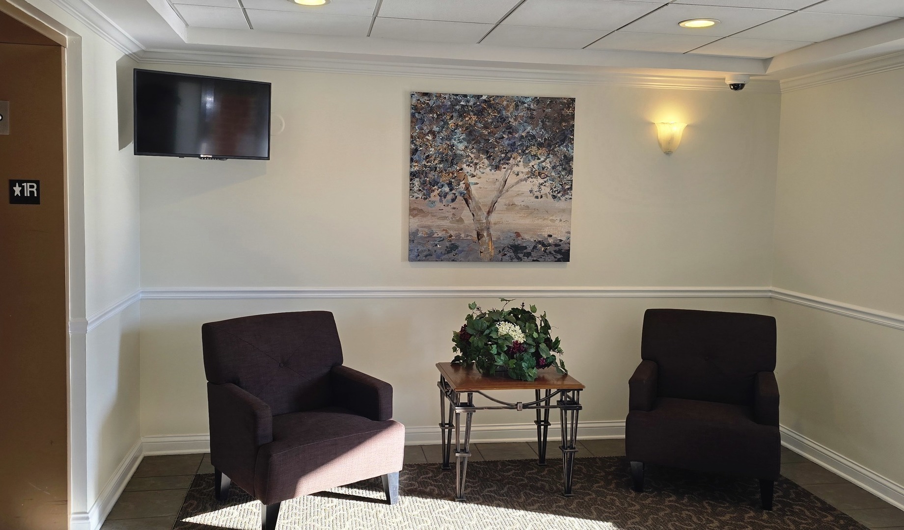 635 Perrie Drive #306, Elk Grove Village, IL 60007