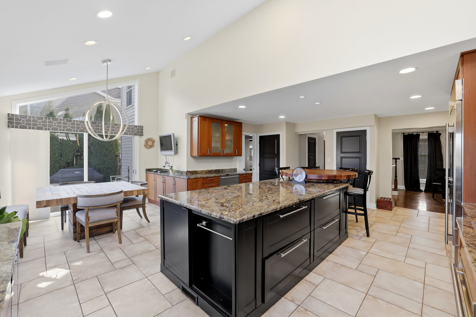 2745 Quail Lane, Northbrook, IL 60062