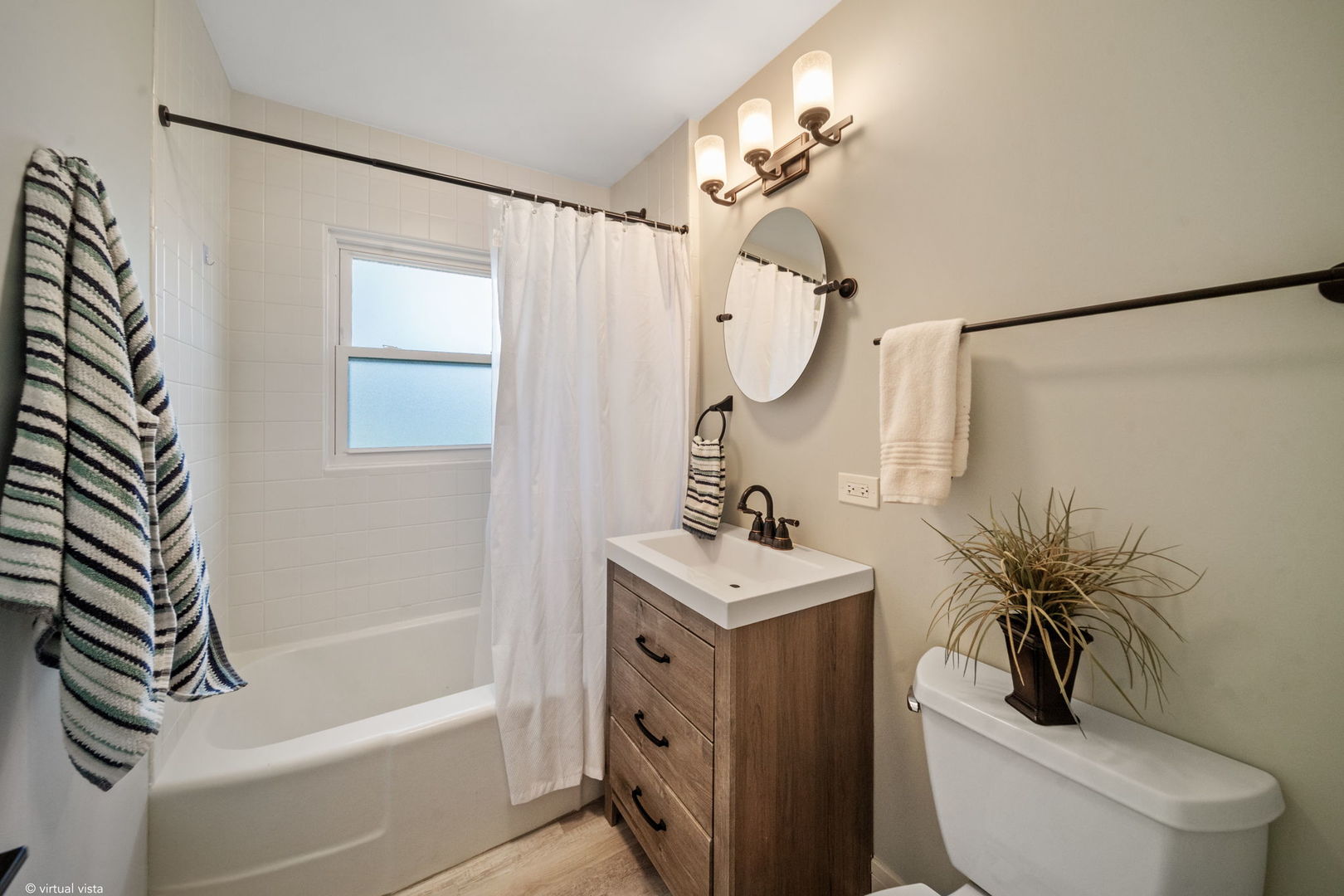 1S336 Buttercup Lane, Villa Park, IL 60181