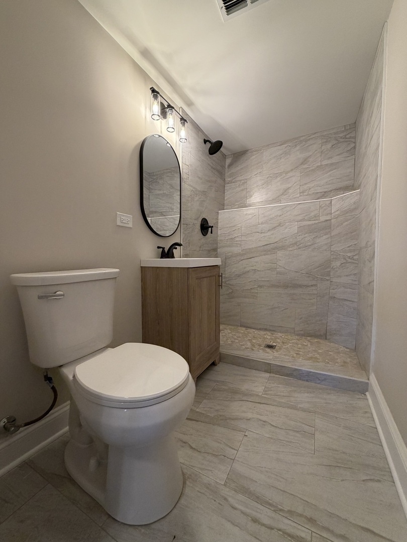 665 Easy Street, Glendale Heights, IL 60139