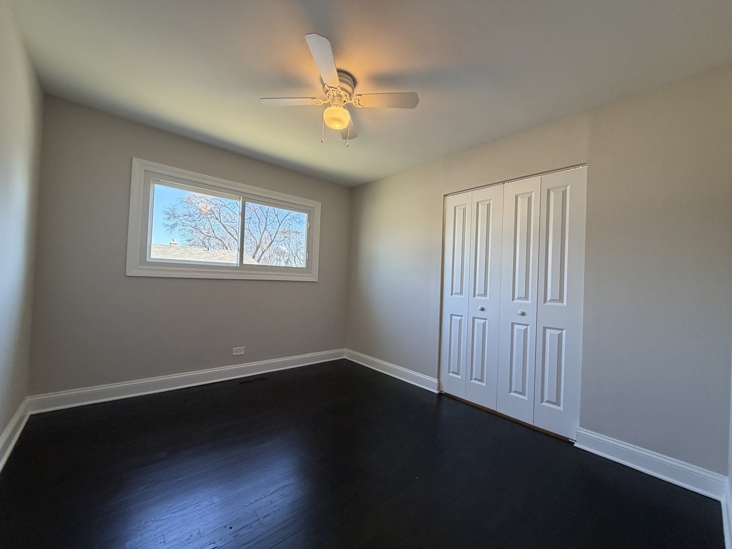 665 Easy Street, Glendale Heights, IL 60139