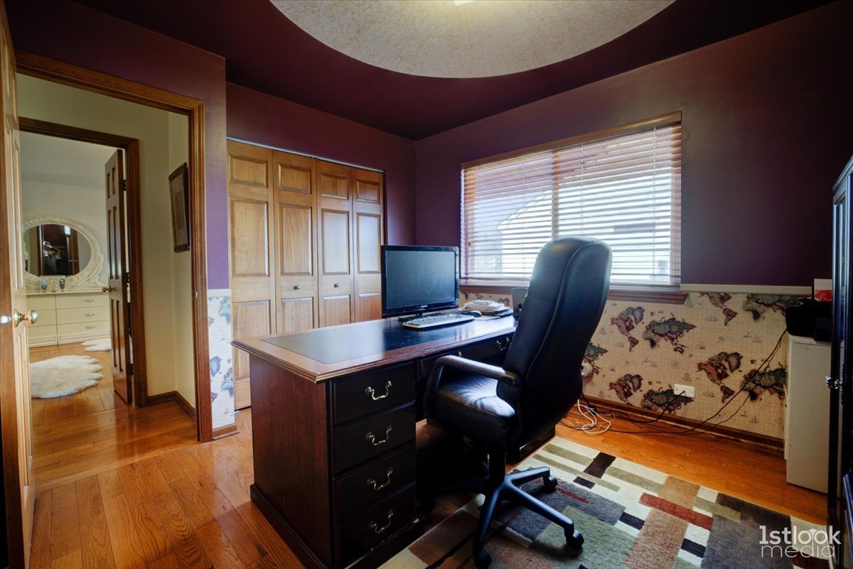 220 Carroll Way, Bartlett, IL 60103