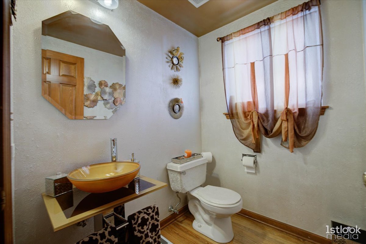 220 Carroll Way, Bartlett, IL 60103