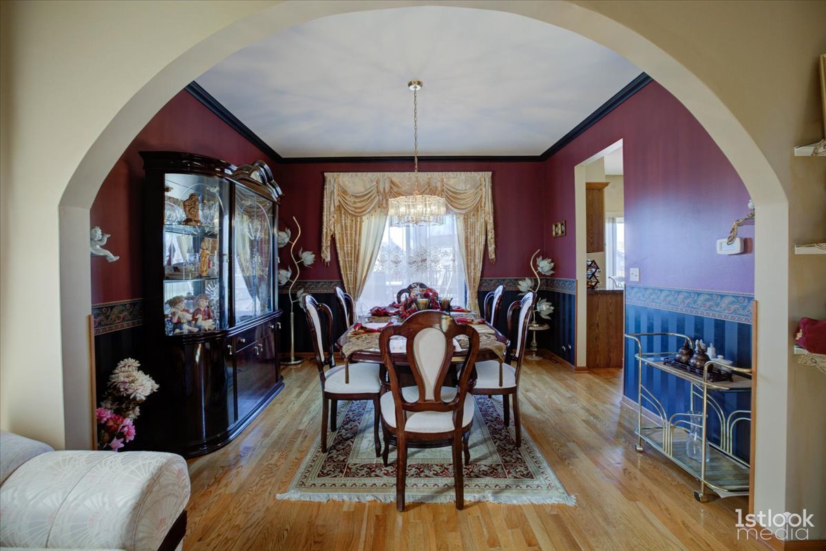 220 Carroll Way, Bartlett, IL 60103