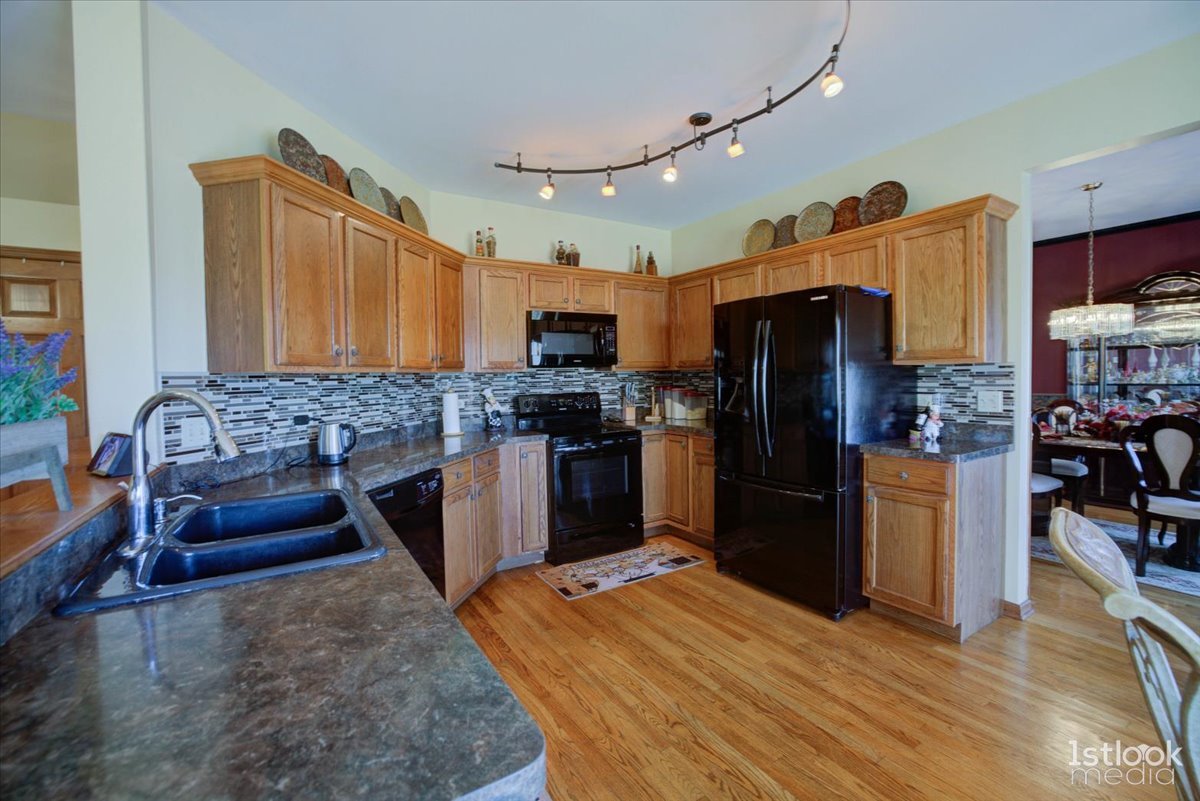 220 Carroll Way, Bartlett, IL 60103