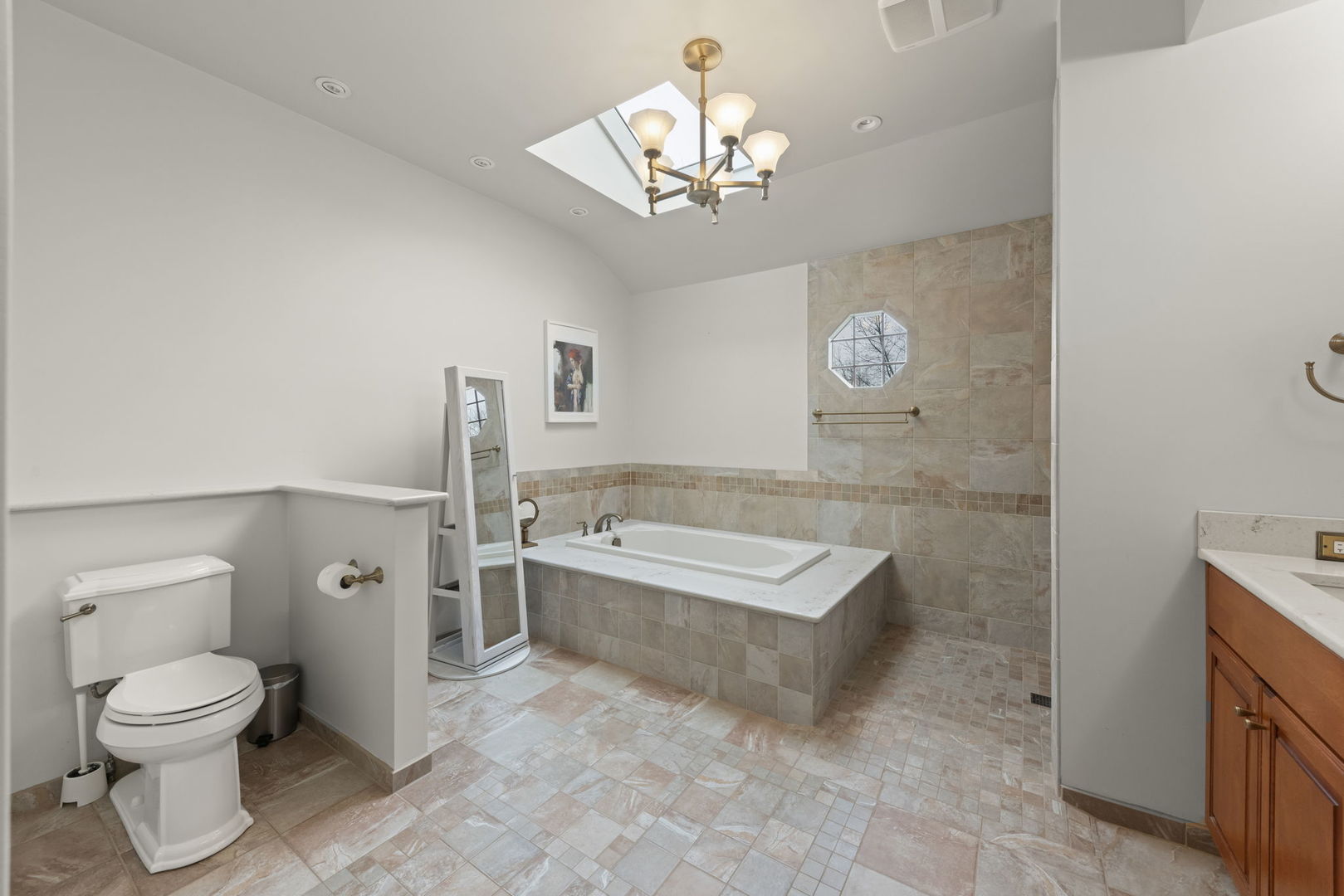 381 Prairie Knoll Drive, Naperville, IL 60565