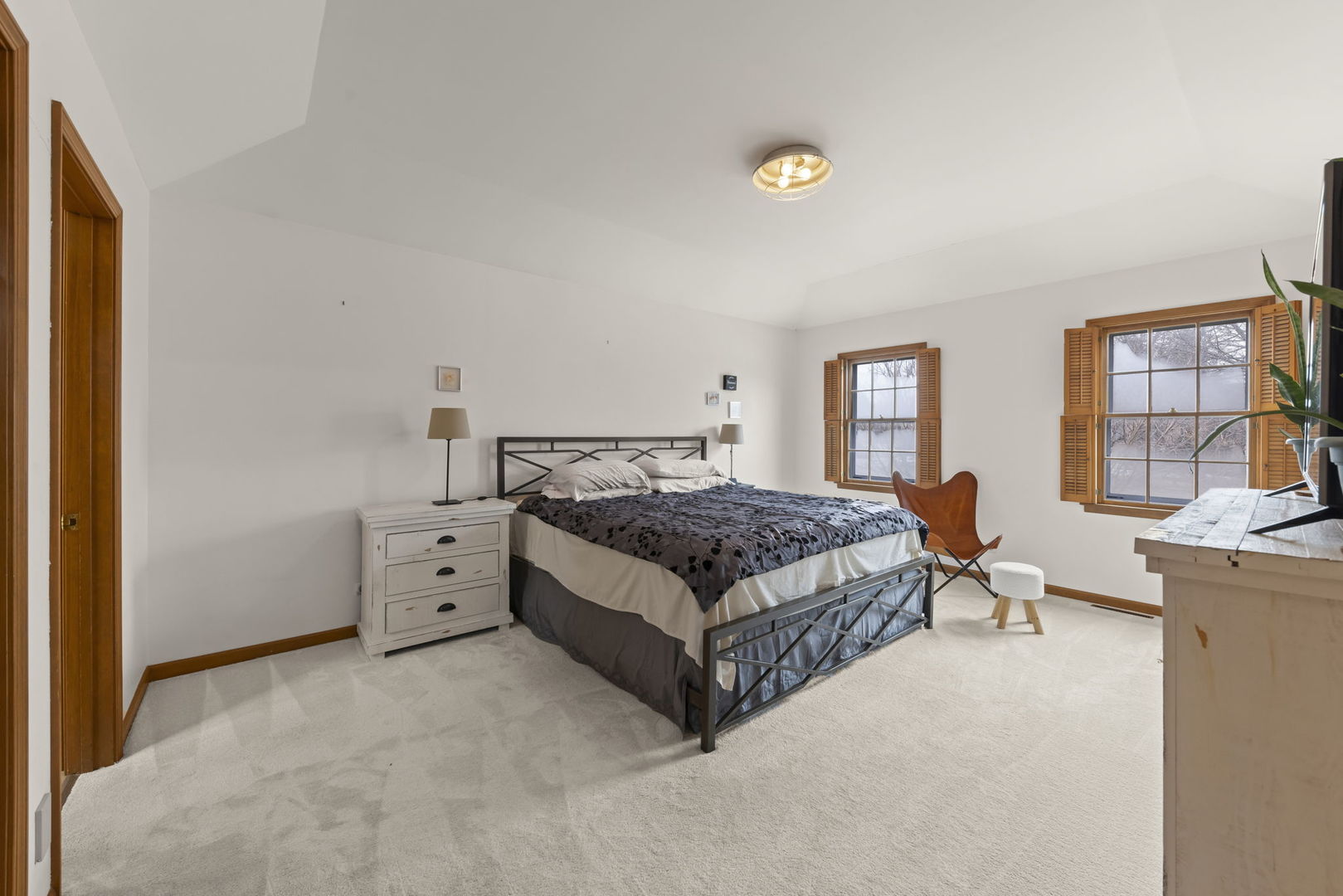 381 Prairie Knoll Drive, Naperville, IL 60565