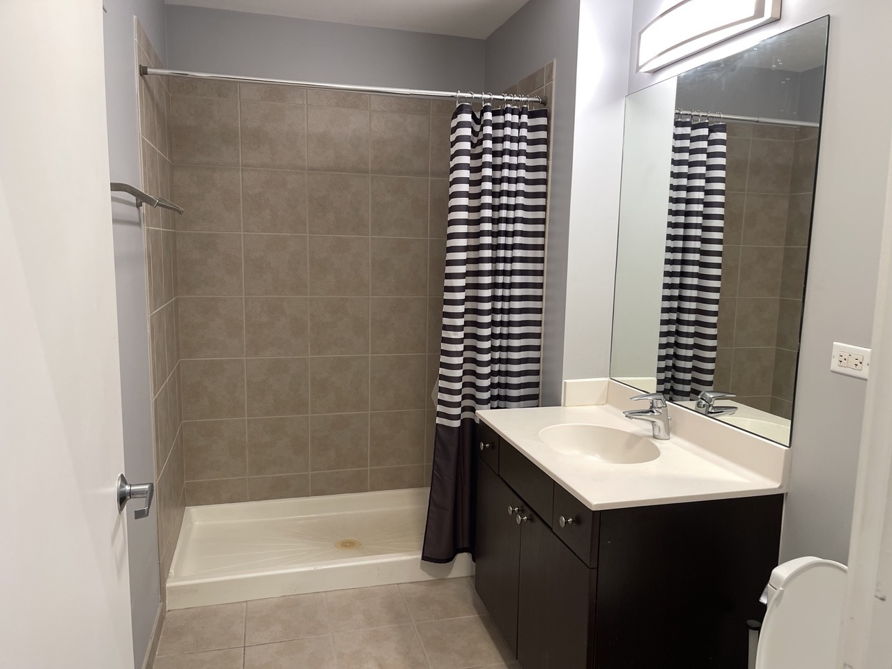 235 W VAN BUREN Street #4214, Chicago, IL 60607