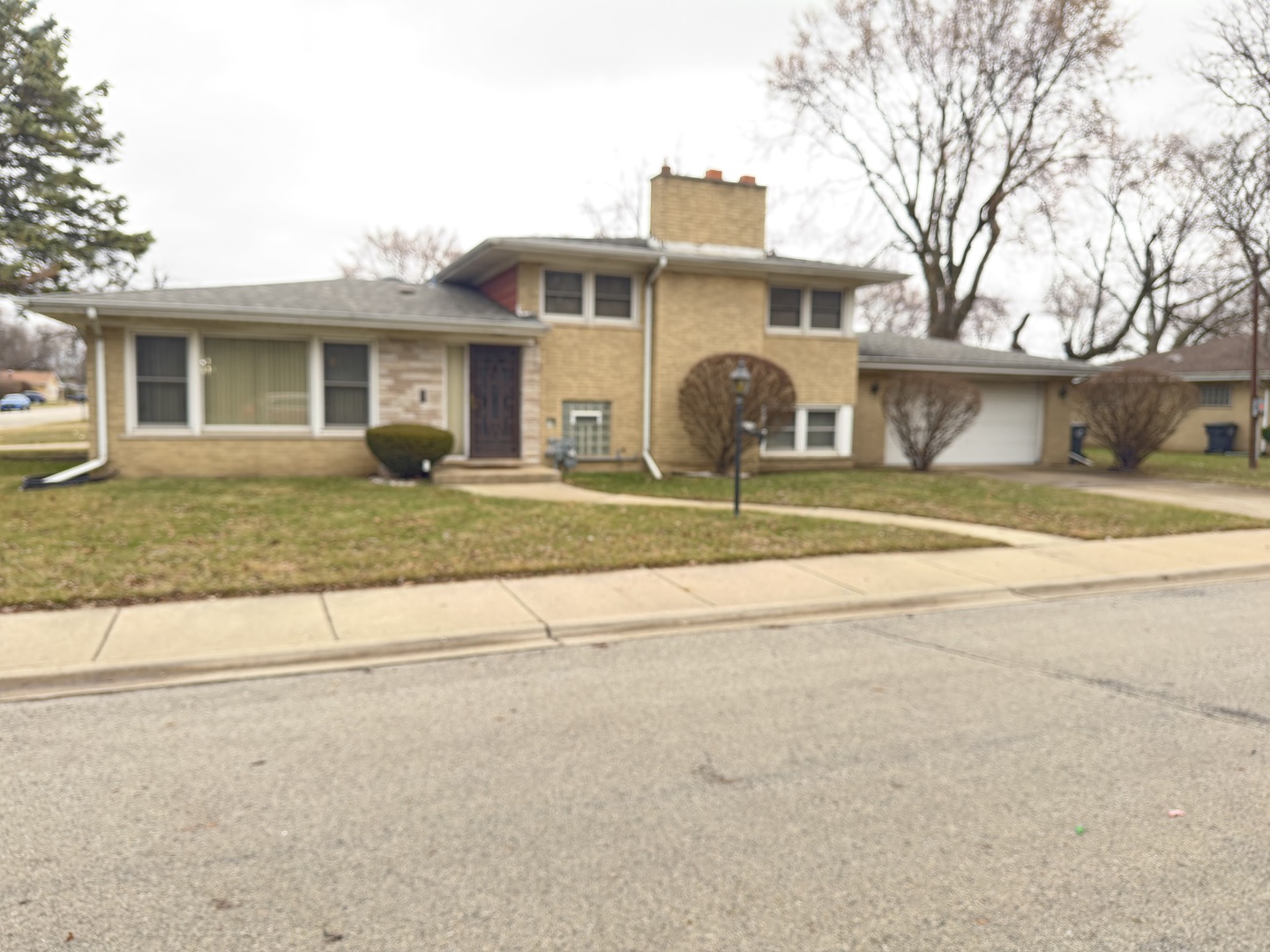 15265 Drexel Avenue, South Holland, IL 60473