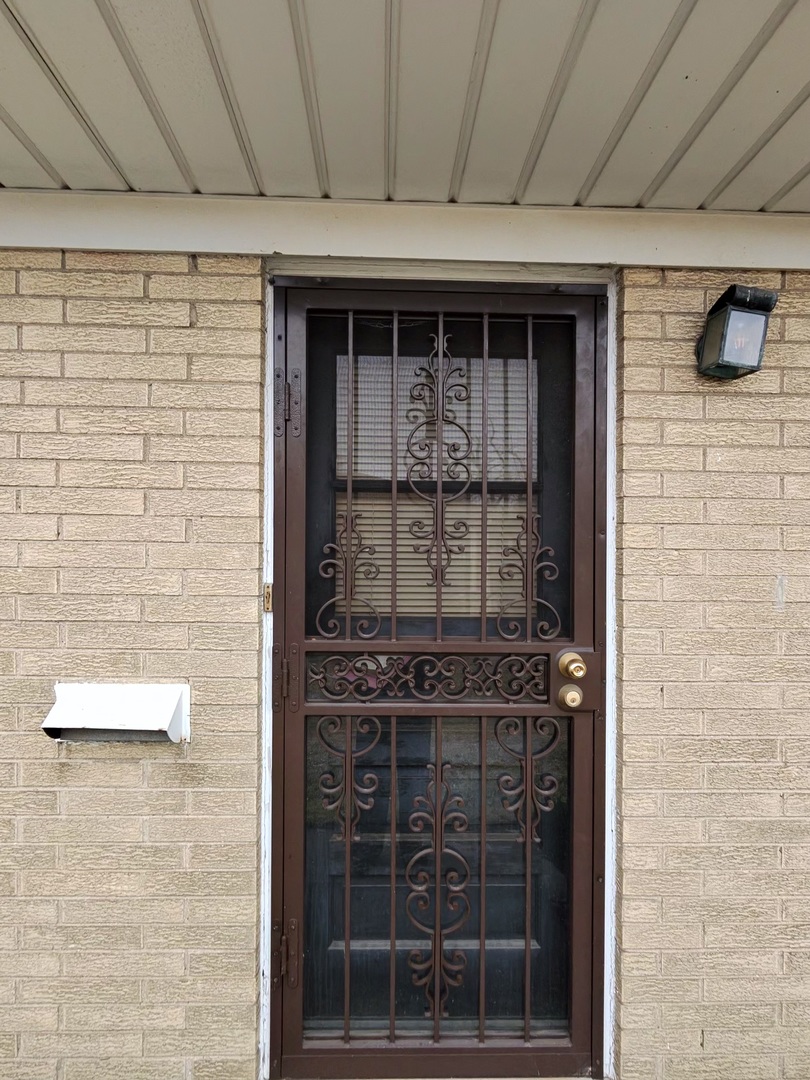 15265 Drexel Avenue, South Holland, IL 60473