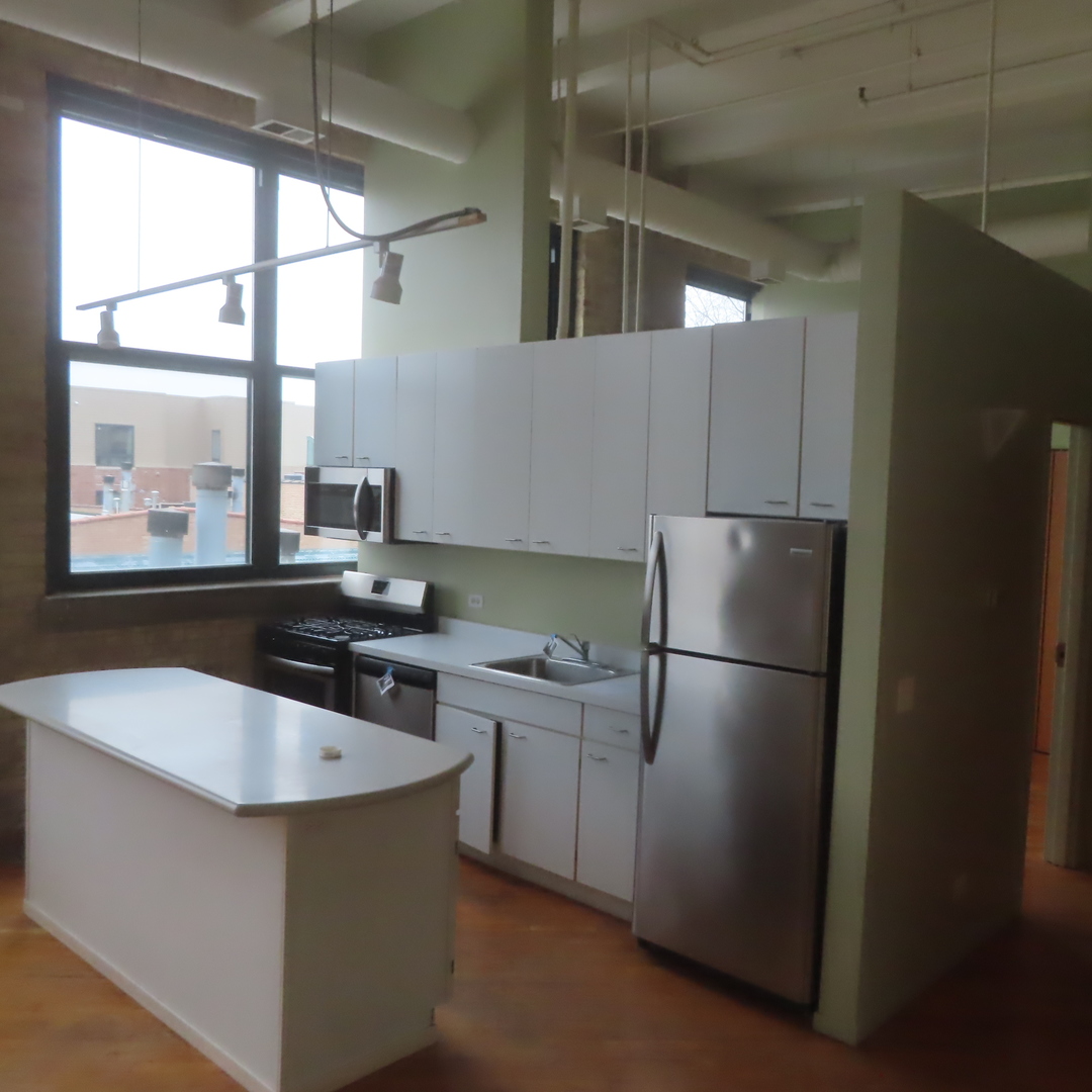 601 Linden Place #311, Evanston, IL 60202