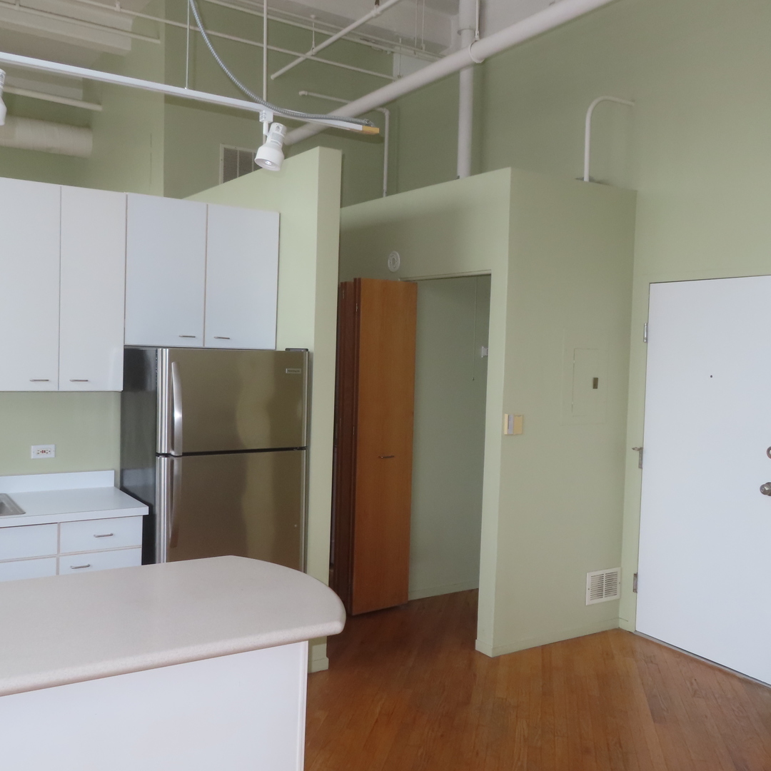 601 Linden Place #311, Evanston, IL 60202