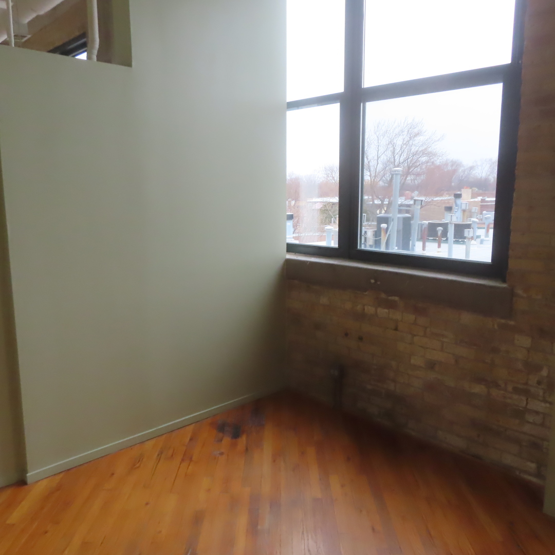 601 Linden Place #311, Evanston, IL 60202