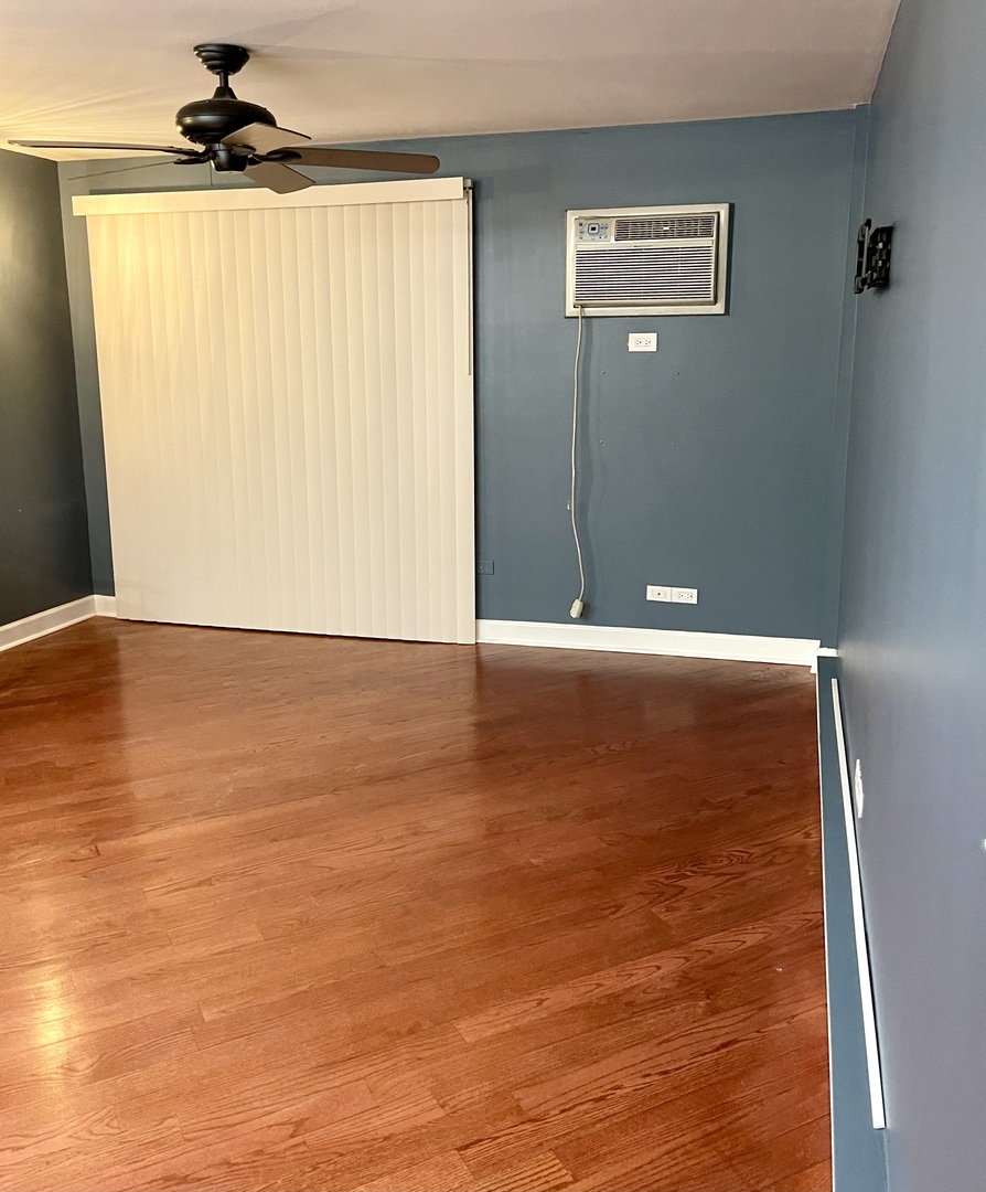 7830 W North Avenue #305, Elmwood Park, IL 60707