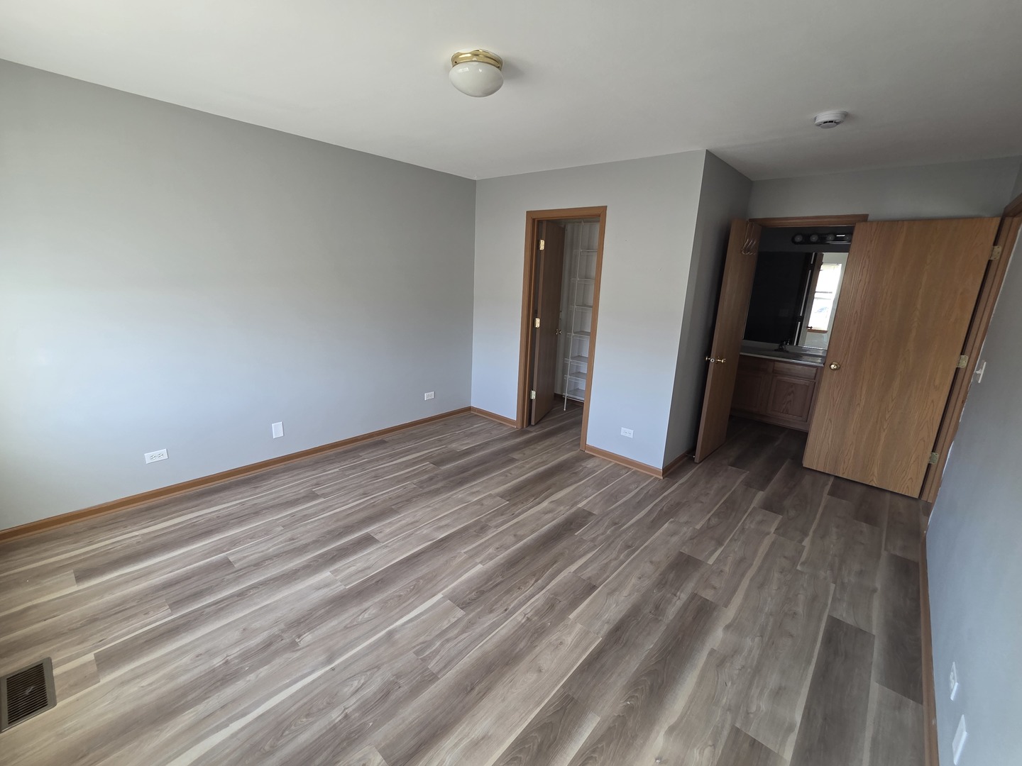 1633 W Chrysler Drive #1633, Belvidere, IL 61008