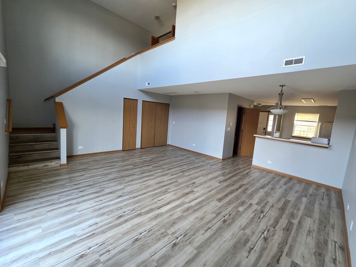 1633 W Chrysler Drive #1633, Belvidere, IL 61008