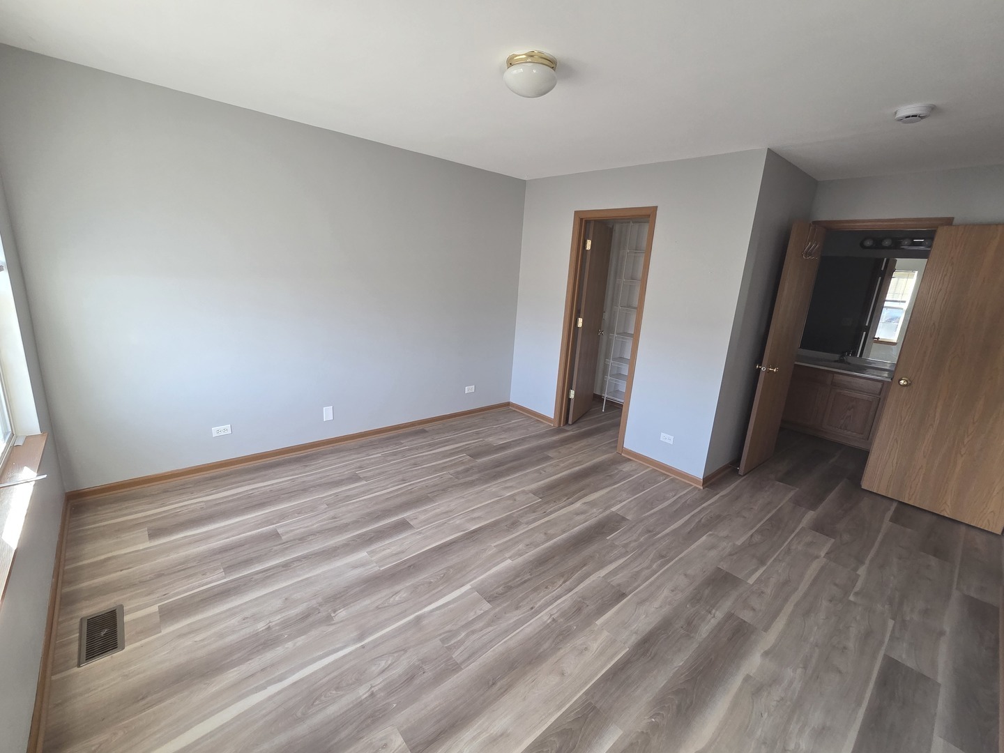 1633 W Chrysler Drive #1633, Belvidere, IL 61008