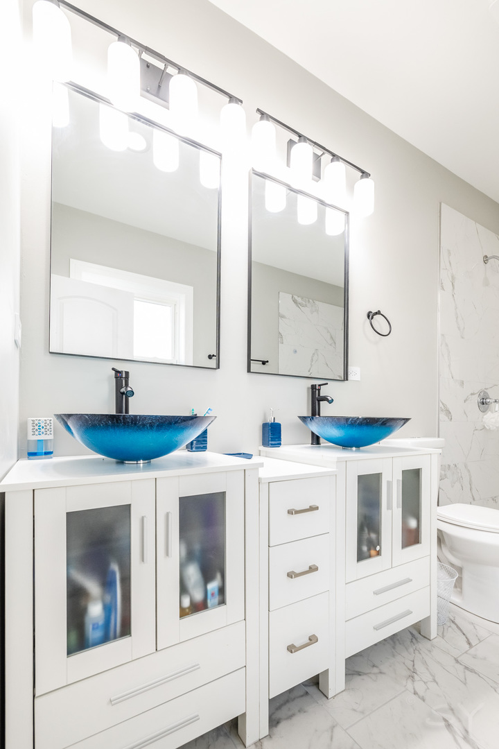 4448 Joliet Avenue, Lyons, IL 60534