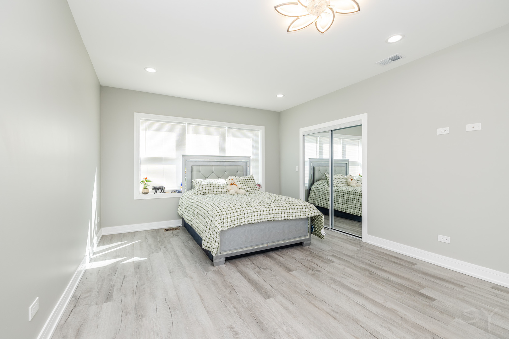 4448 Joliet Avenue, Lyons, IL 60534