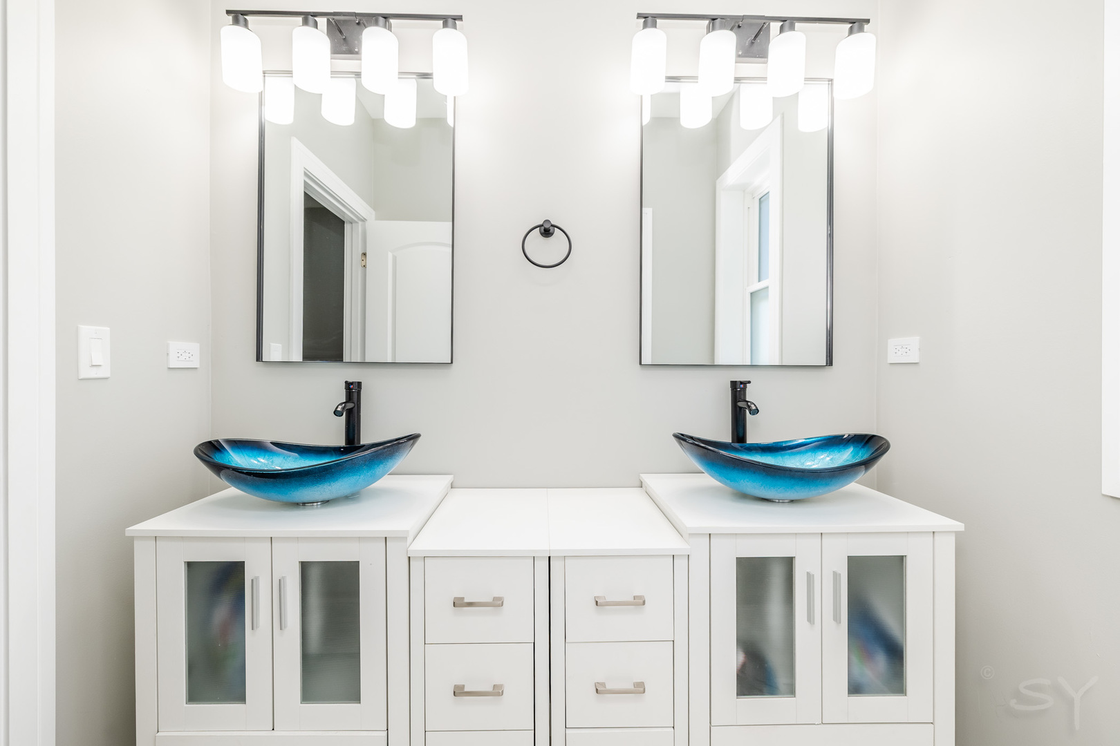 4448 Joliet Avenue, Lyons, IL 60534