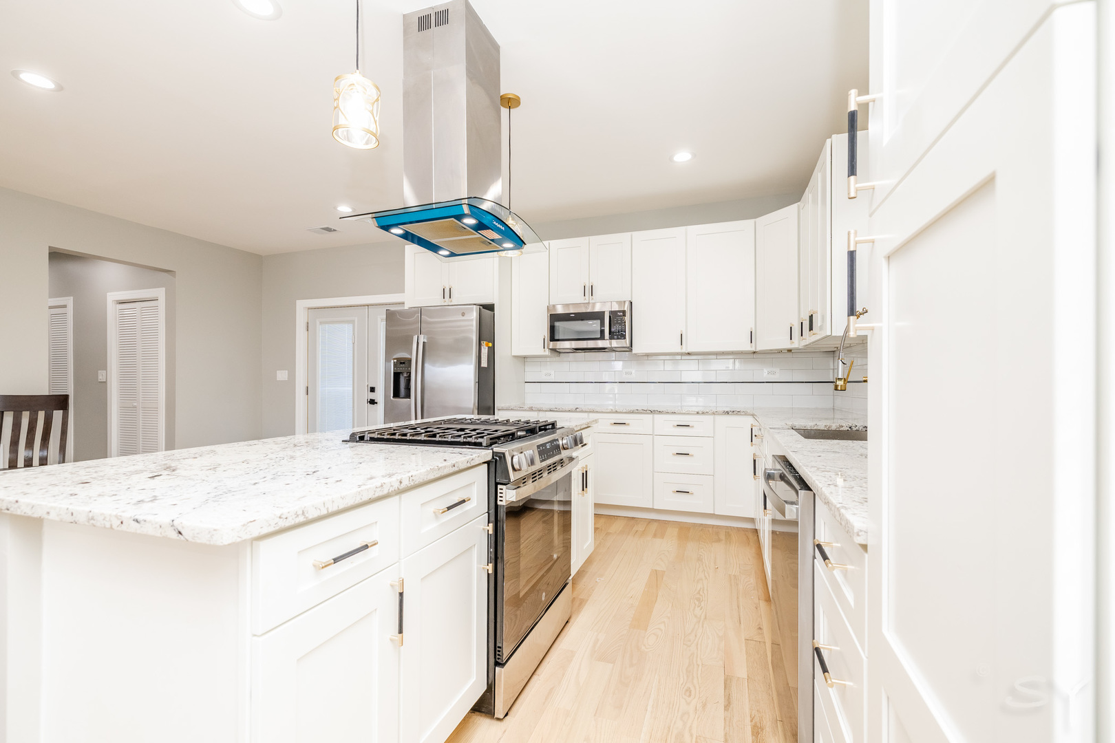 4448 Joliet Avenue, Lyons, IL 60534