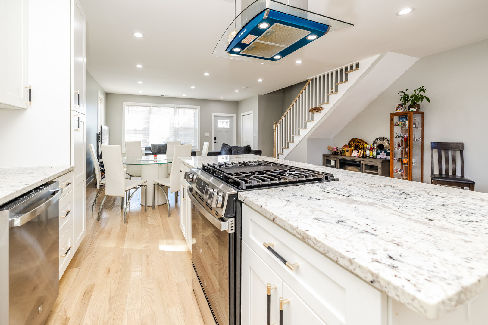 4448 Joliet Avenue, Lyons, IL 60534