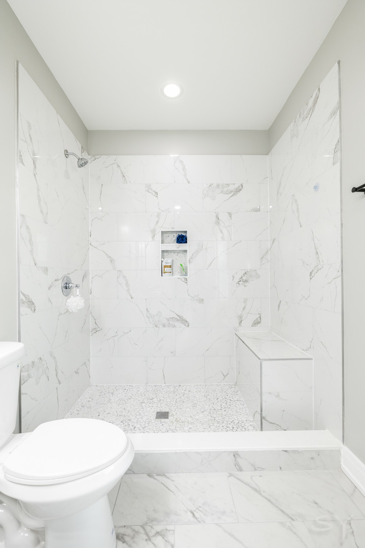 4448 Joliet Avenue, Lyons, IL 60534