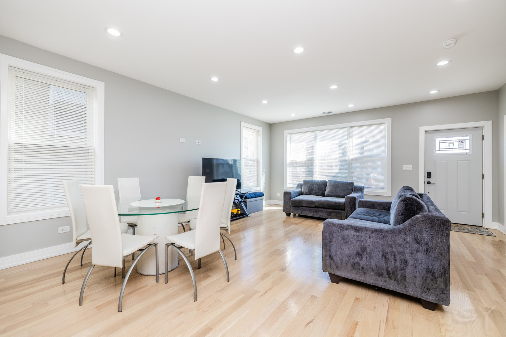 4448 Joliet Avenue, Lyons, IL 60534