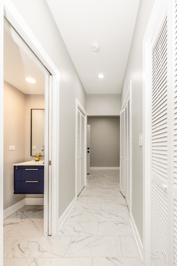 4448 Joliet Avenue, Lyons, IL 60534