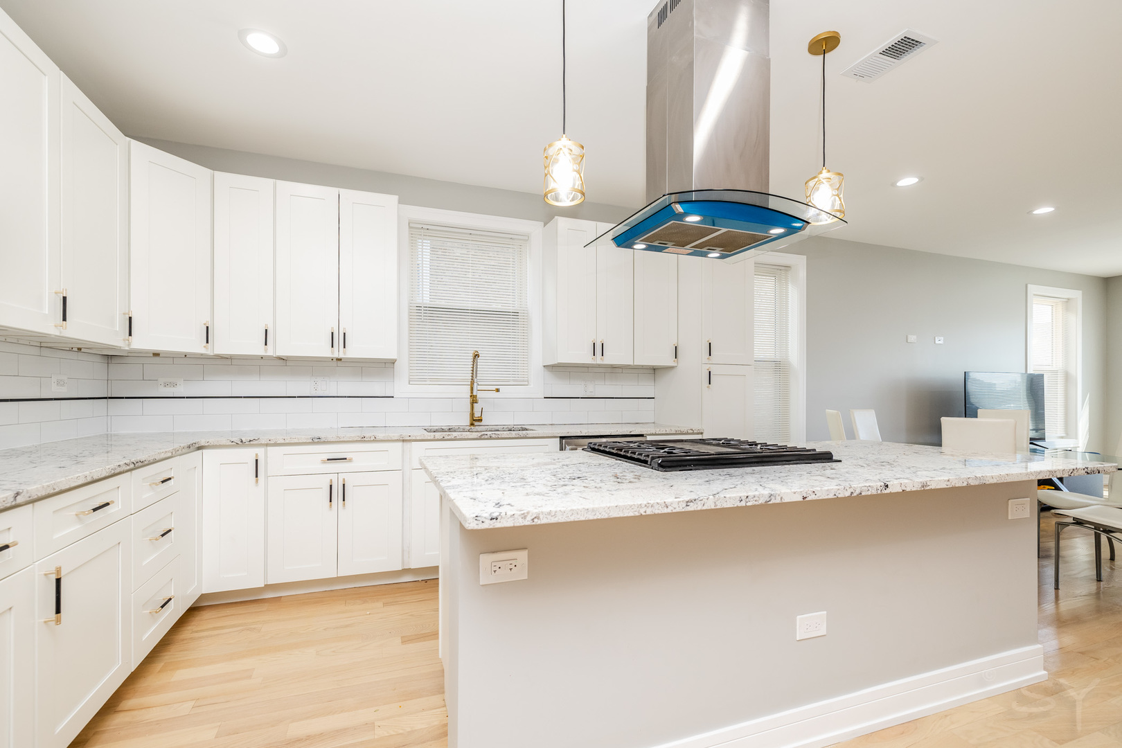 4448 Joliet Avenue, Lyons, IL 60534