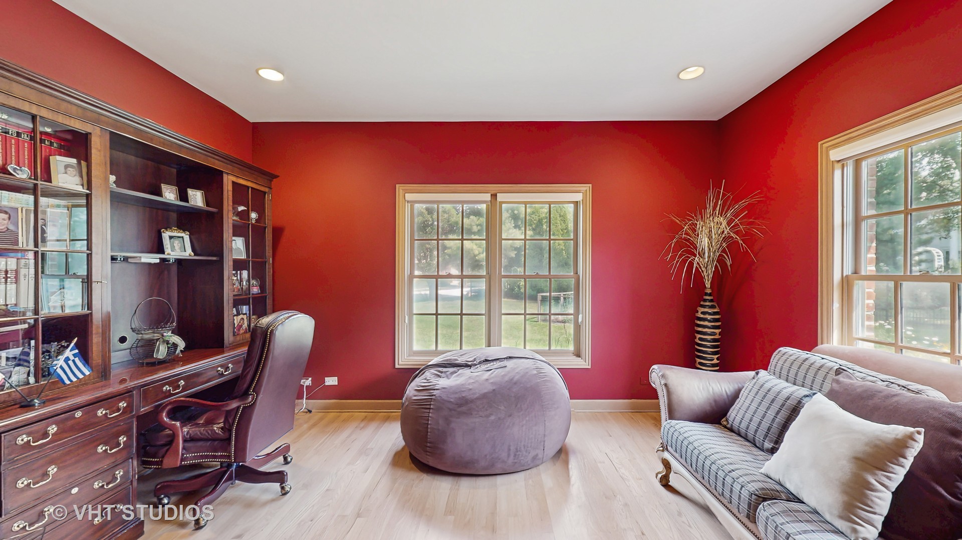 1527 Lexington Circle, Schaumburg, IL 60173